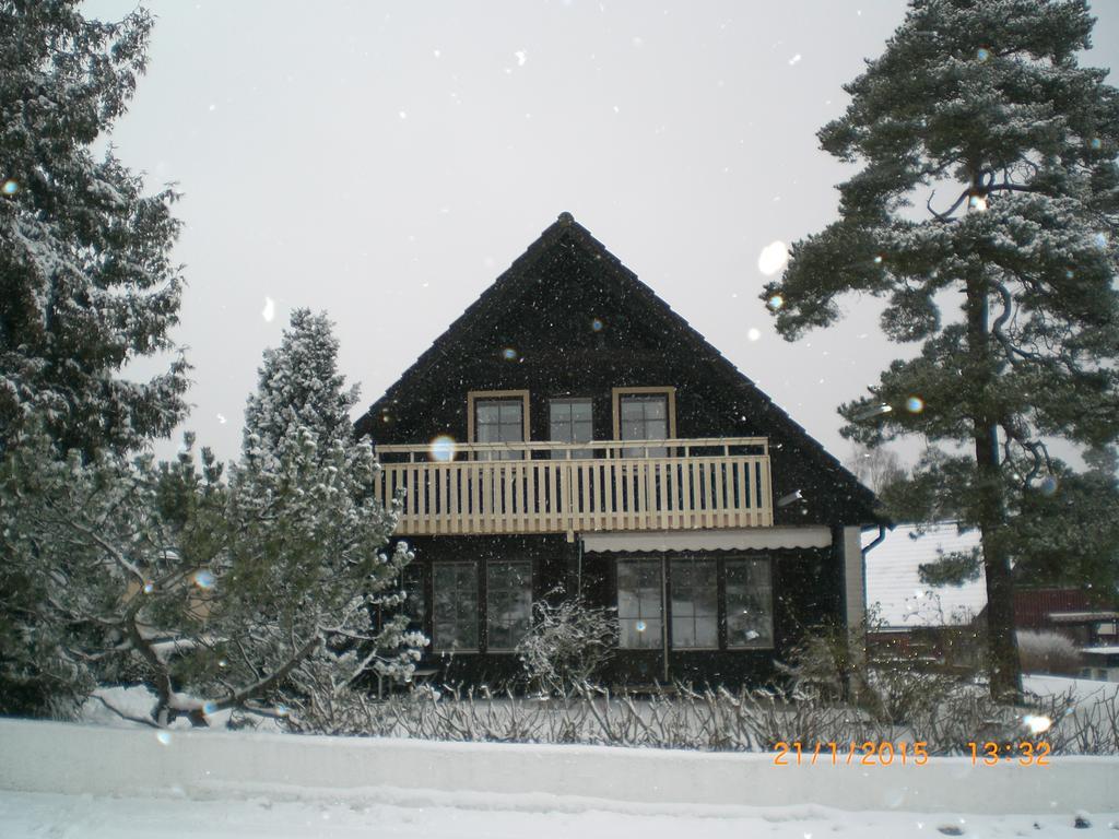 Anitas B&B Stockholm/Vaellingby Exterior foto